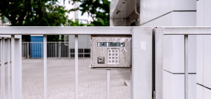 Gate Locks For Metal Gates in Sanford, Florida