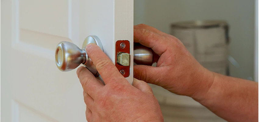 AAA Locksmiths For lock Replacement in Sanford, Florida